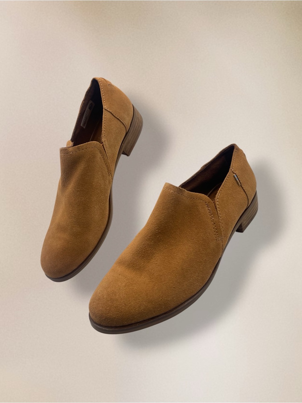 TOMS Shaye Tan Suede Slip-On Loafer Women's Size 8